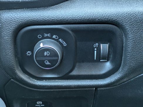 Used 2021 RAM 1500 Big Horn image 23