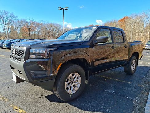 New 2026 Nissan Frontier S image 2