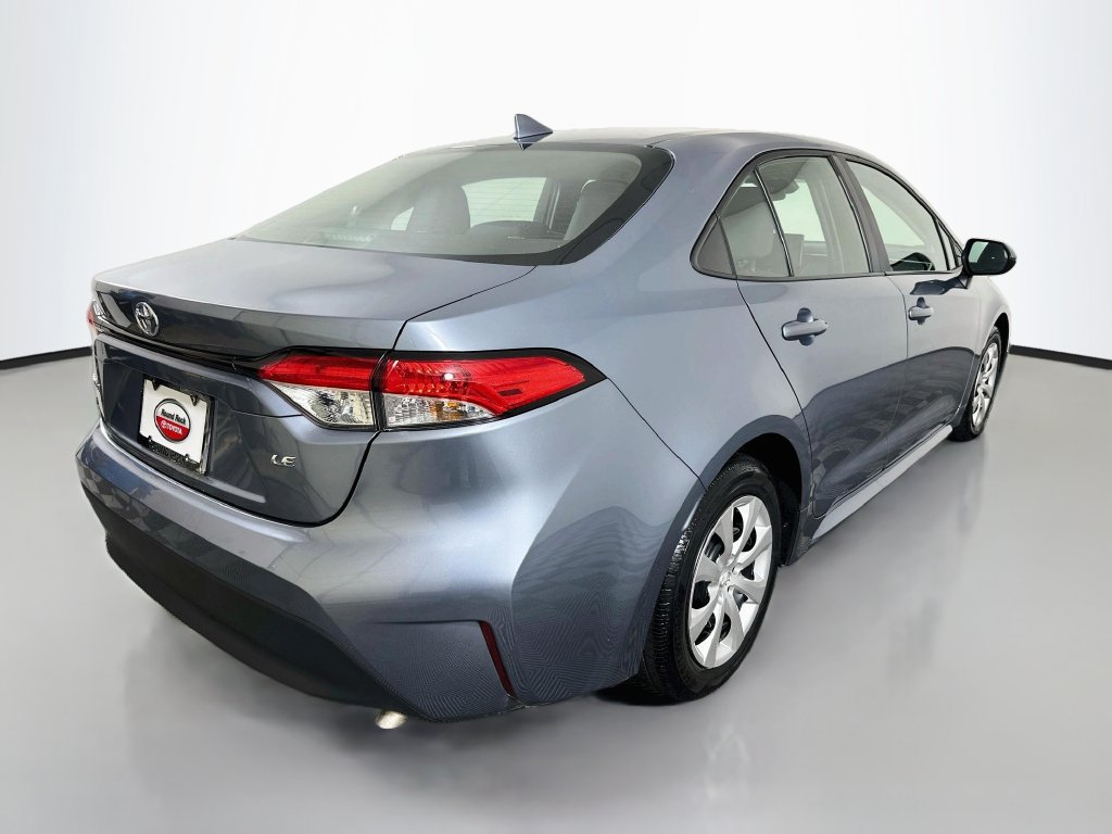Certified 2025 Toyota Corolla LE FWD image 5