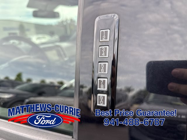 Used 2015 Ford F150 XLT w/ Equipment Group 302A Luxury RWD image 9