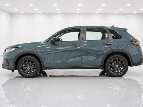 Used 2025 Honda HR-V Sport image 2