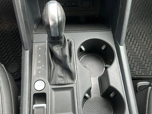Used 2021 Volkswagen Atlas SE FWD image 37