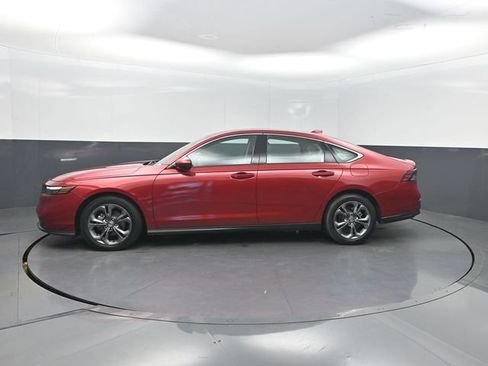 Used 2023 Honda Accord EX image 3
