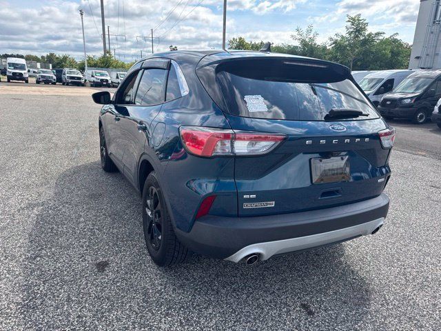 Used 2020 Ford Escape SE FWD image 5