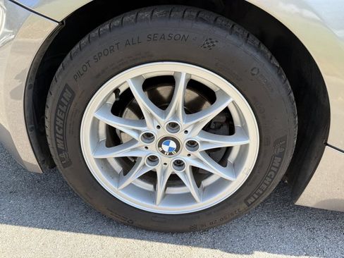 Used 2004 BMW Z4 2.5i RWD image 11