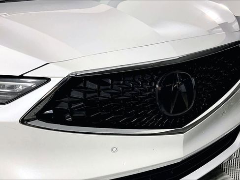 Used 2023 Acura MDX SH-AWD w/ Technology Package image 28