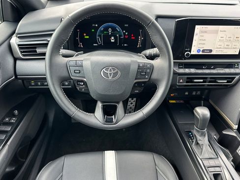 Certified 2025 Toyota Camry SE image 17