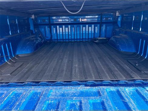 Used 2022 Chevrolet Colorado LT w/ Safety Package image 24