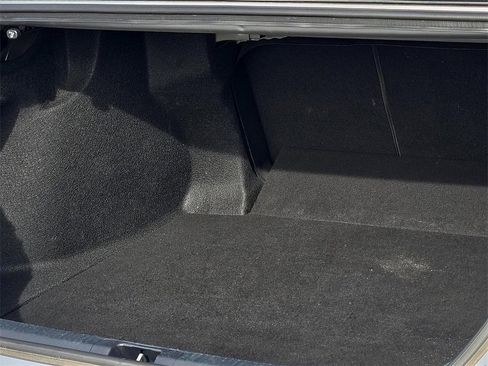 Used 2022 Toyota Camry SE image 8