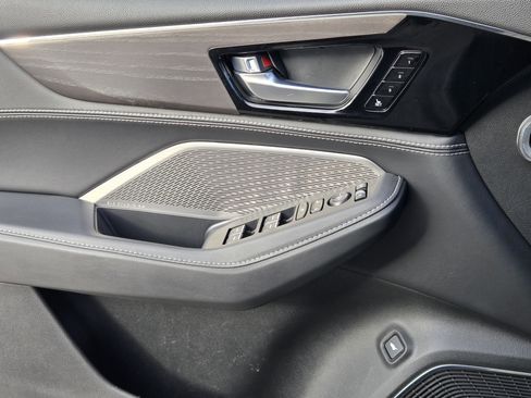 Used 2024 Acura MDX SH-AWD w/ Advance Package image 23