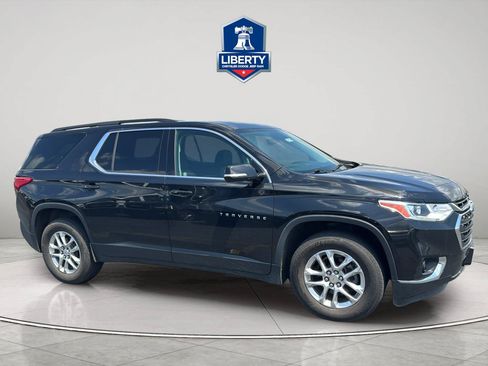 Used 2020 Chevrolet Traverse LT FWD image 14