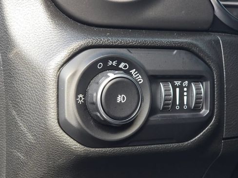 Used 2022 Jeep Wrangler Sport AWD/4WD image 24