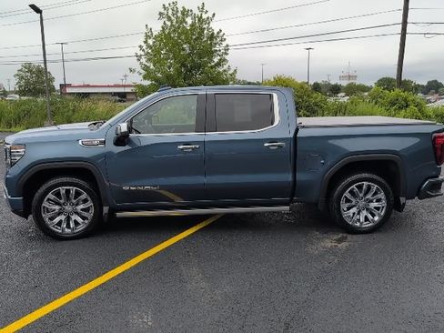 Used 2024 GMC Sierra 1500 Denali w/ Denali Reserve Package AWD/4WD image 2