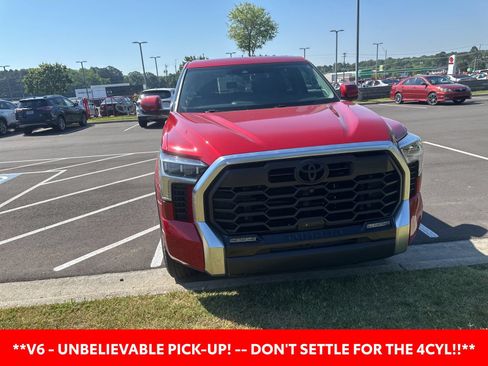Used 2023 Toyota Tundra Limited w/ TRD Off-Road Package AWD/4WD image 8