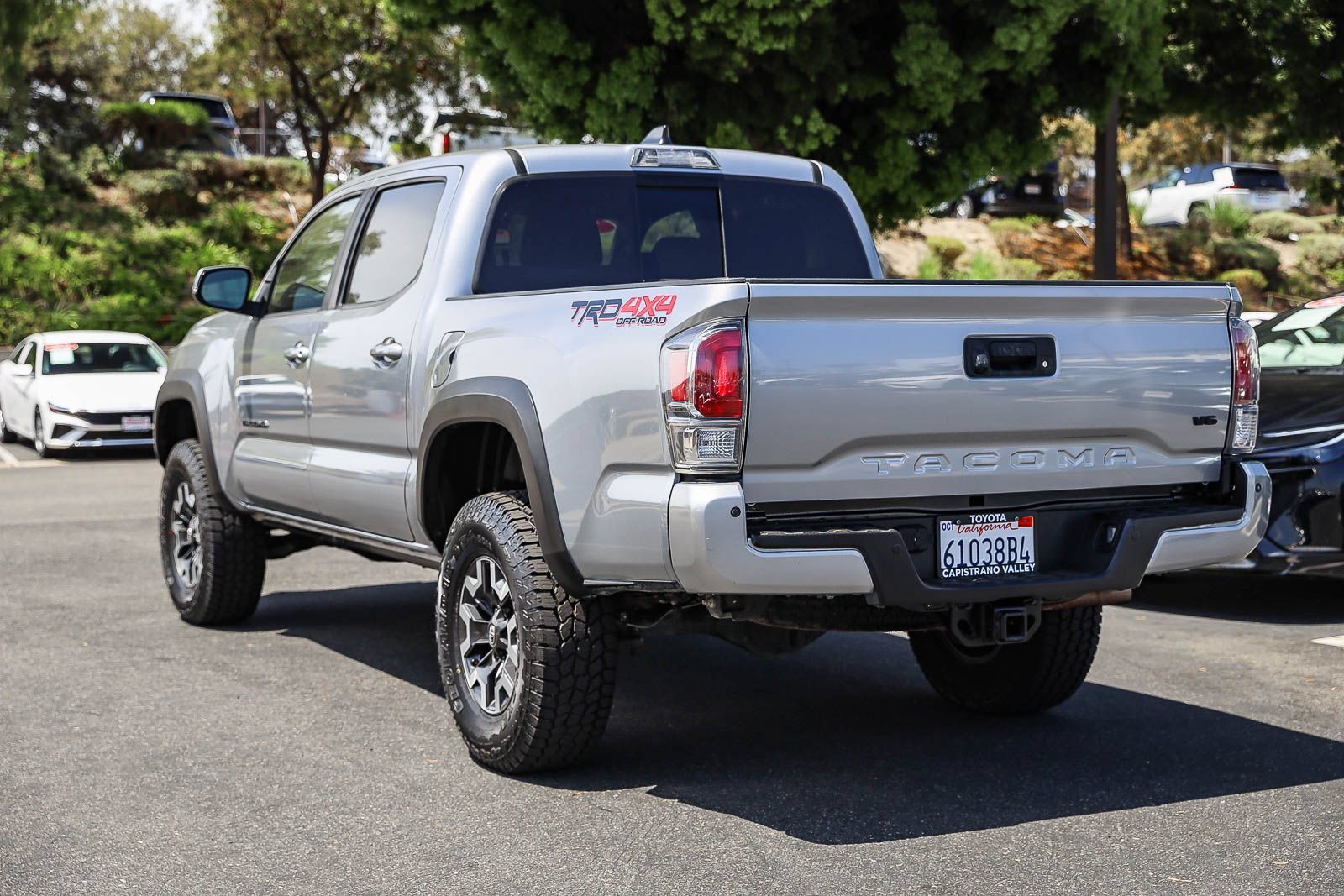 Used 2021 Toyota Tacoma TRD Off-Road w/ Technology Package AWD/4WD image 7