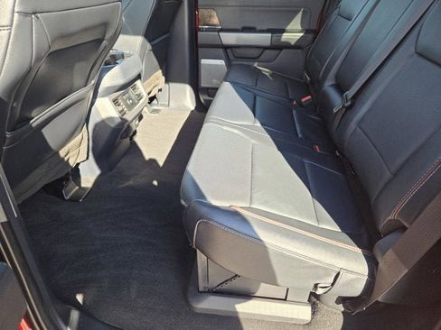 Used 2023 Ford F250 Lariat w/ Sport Appearance Package image 16