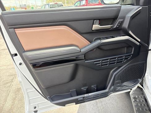 New 2026 Toyota 4Runner Limited AWD/4WD image 20