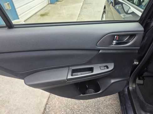Used 2013 Subaru Impreza 2.0i Premium AWD/4WD image 17