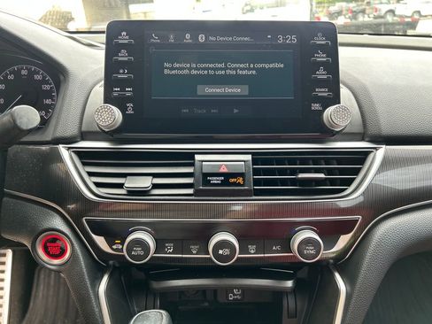 Used 2019 Honda Accord Sport image 16