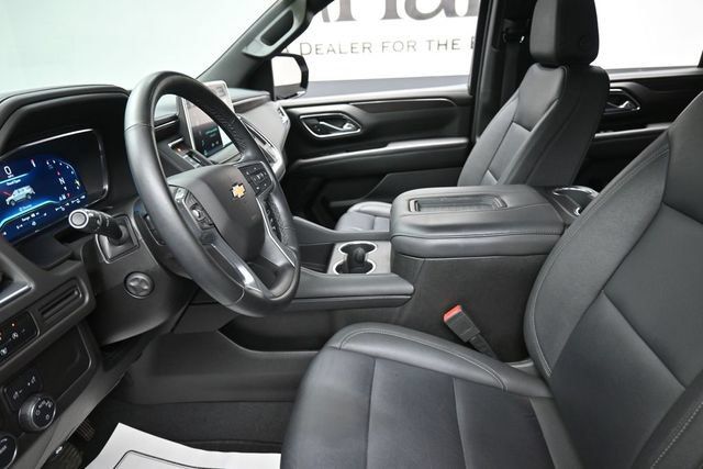 Used 2023 Chevrolet Tahoe LT w/ Luxury Package AWD/4WD image 16