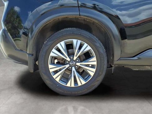 Used 2023 Nissan Rogue SV FWD image 20