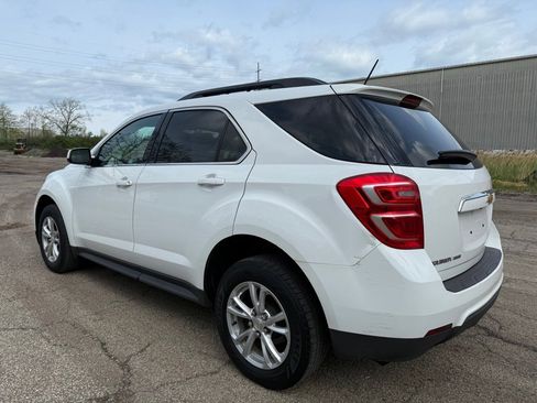 Used 2017 Chevrolet Equinox LT w/ Convenience Package AWD/4WD image 4