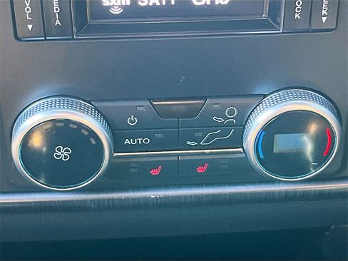 Used 2022 Ford Expedition Max Platinum image 28