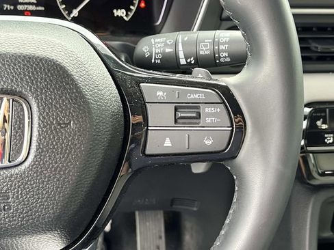 Used 2025 Honda Pilot EX-L image 33