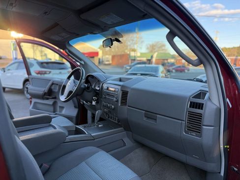 Used 2005 Nissan Titan SE w/ (W01) Utility Bed Pkg image 21