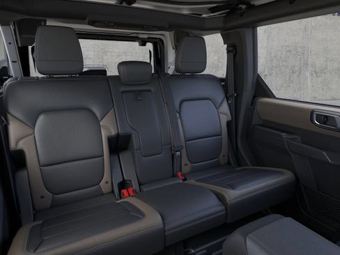 Used 2026 Ford Bronco Big Bend w/ Black Diamond Package AWD/4WD image 11