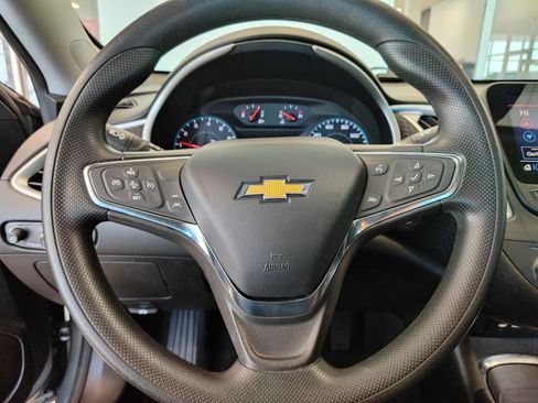 Used 2024 Chevrolet Malibu LT image 22