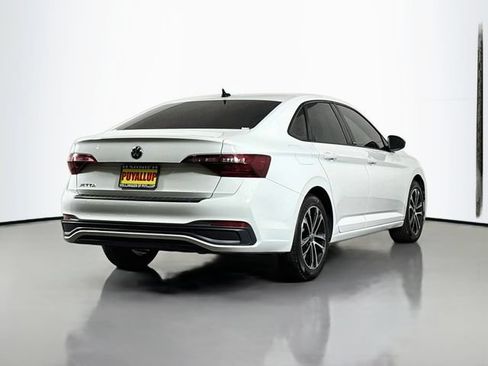 Certified 2023 Volkswagen Jetta Sport FWD image 7