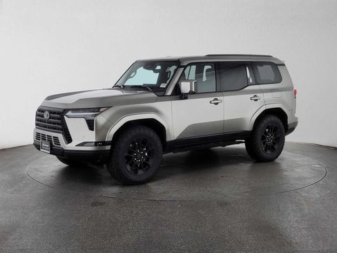 Used 2026 Lexus GX 550 w/ Cold Area Package AWD/4WD image 7