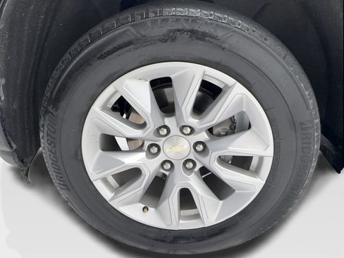 Used 2022 Chevrolet Silverado 1500 Custom RWD image 12