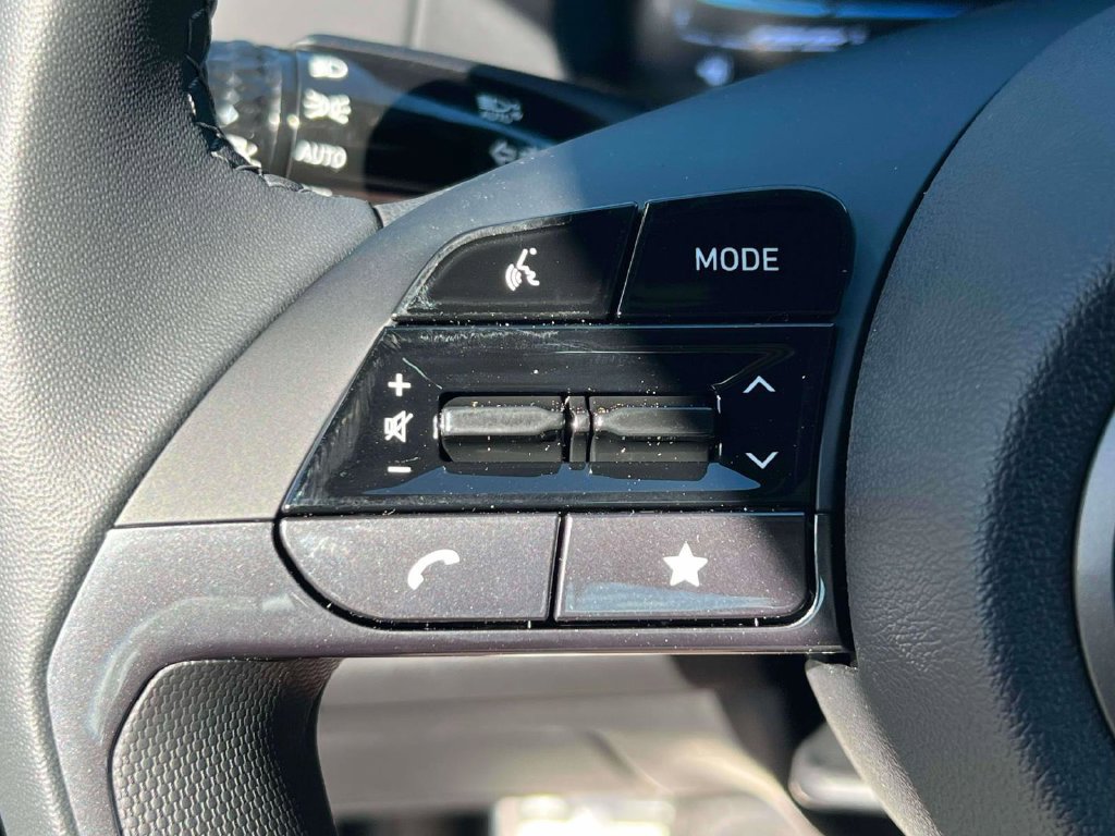 New 2026 Hyundai Elantra SEL Sport FWD image 15