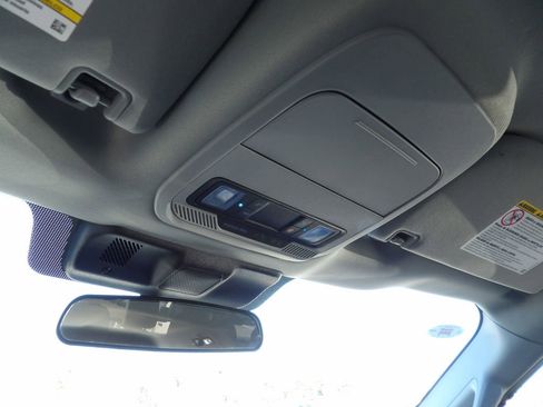 Used 2024 Ford F250 XLT image 25