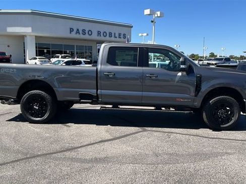 New 2026 Ford F250 XLT w/ XLT Premium Package AWD/4WD image 2