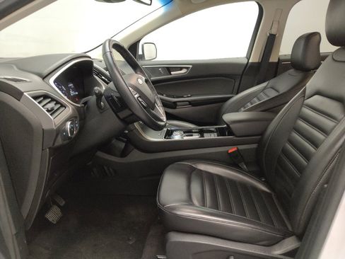 Used 2020 Ford Edge SEL w/ Convenience Package image 17