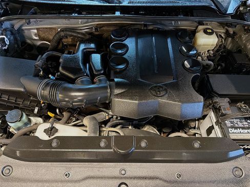 Used 2022 Toyota 4Runner TRD Off-Road Premium image 33