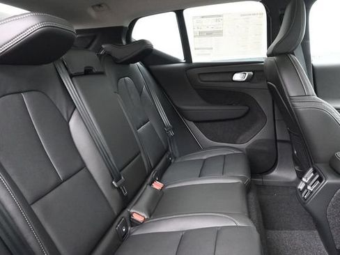 New 2026 Volvo XC40 B5 Plus w/ Climate Package AWD/4WD image 32
