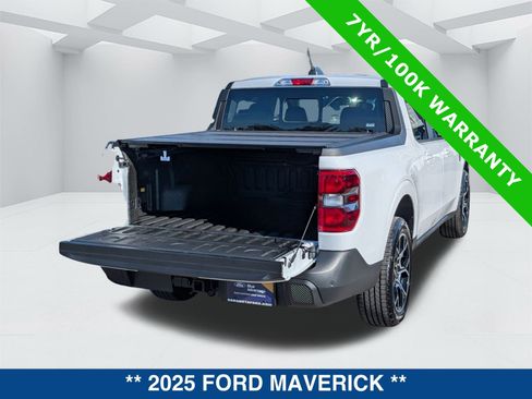 Certified 2025 Ford Maverick Lariat w/ 4K Tow Package image 13