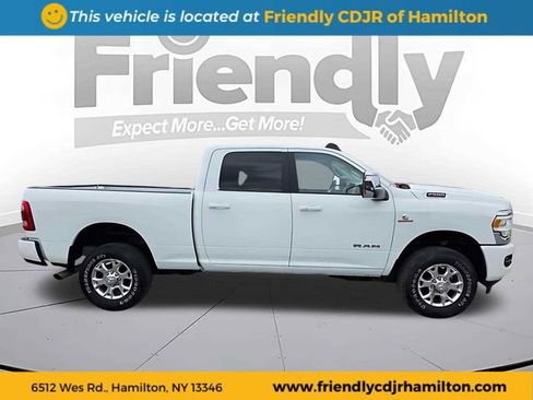 Used 2024 RAM 2500 Laramie AWD/4WD image 3