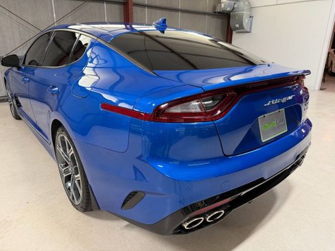 Used 2021 Kia Stinger GT2 image 33