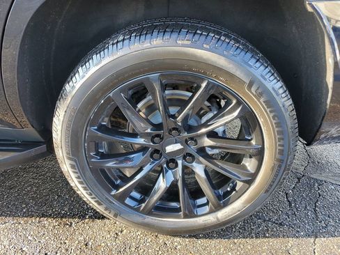 Used 2023 Cadillac Escalade Sport w/ LPO, ONYX Package image 35