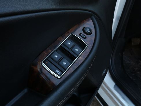 Used 2014 Chevrolet Impala LTZ image 16