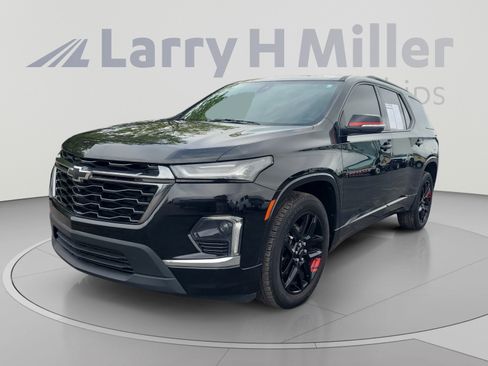 Used 2023 Chevrolet Traverse Premier w/ Redline Edition AWD/4WD image 1