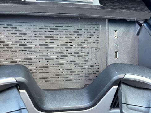 New 2026 Mercedes-Benz GLS 580 4MATIC image 36