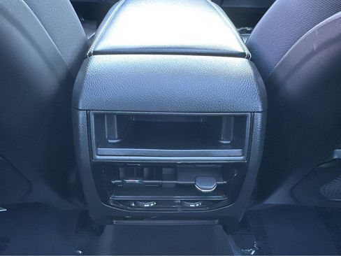 Used 2023 Jeep Grand Cherokee 4WD 4xe image 17