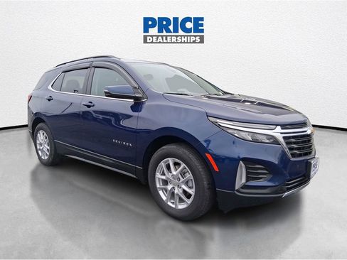 Used 2022 Chevrolet Equinox LT image 1