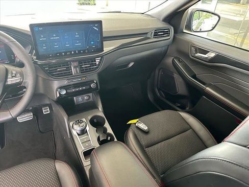 Certified 2023 Ford Escape ST-Line w/ Tech Pack #1 image 30